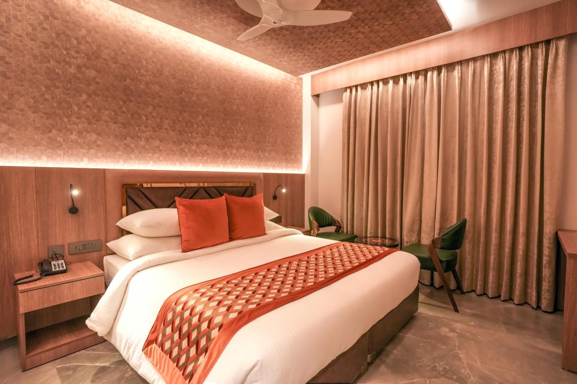 Rj Hotel - Managed By Atithi House Greater Noida Exterior foto