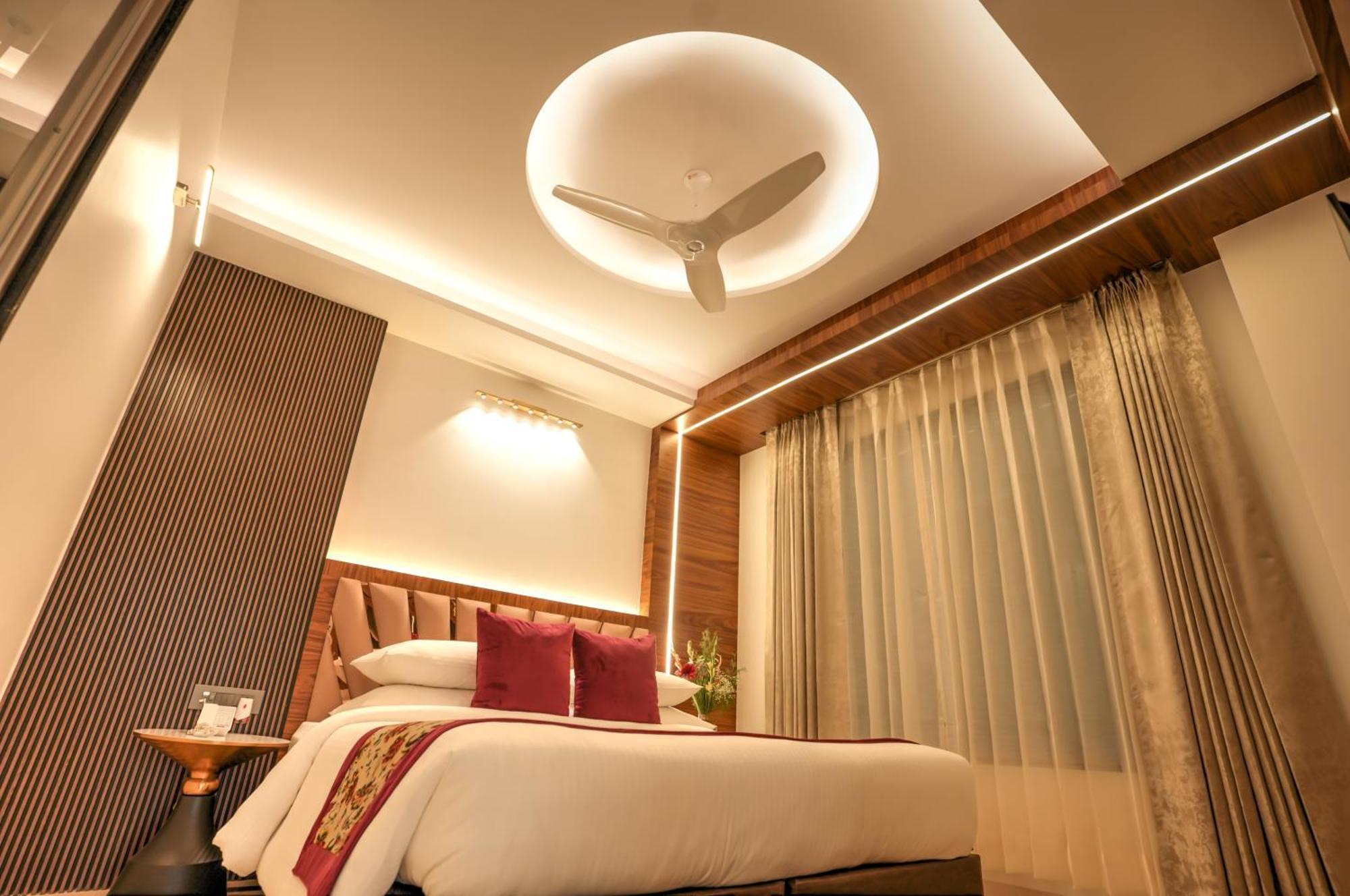 Rj Hotel - Managed By Atithi House Greater Noida Exterior foto